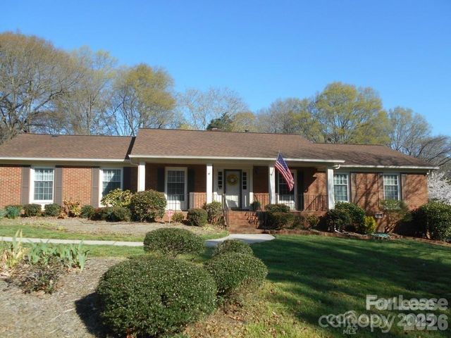 1330 E Barden Road, Charlotte, NC 28226