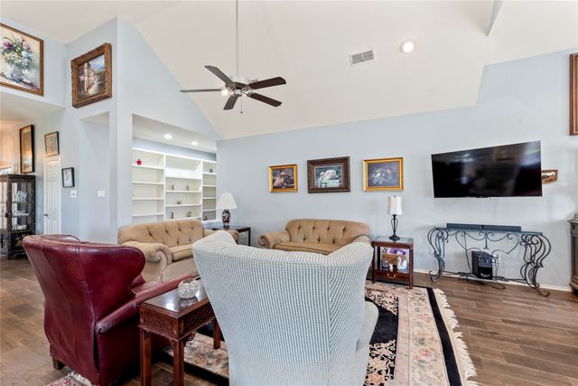 347 Saint Andrews Drive, Mabank, TX 75156