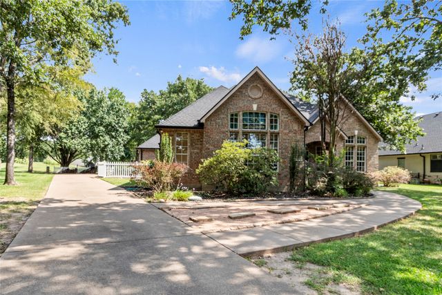 347 Saint Andrews Drive, Mabank, TX 75156