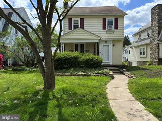 222 ROCK GLEN RD, Wynnewood, PA 19096