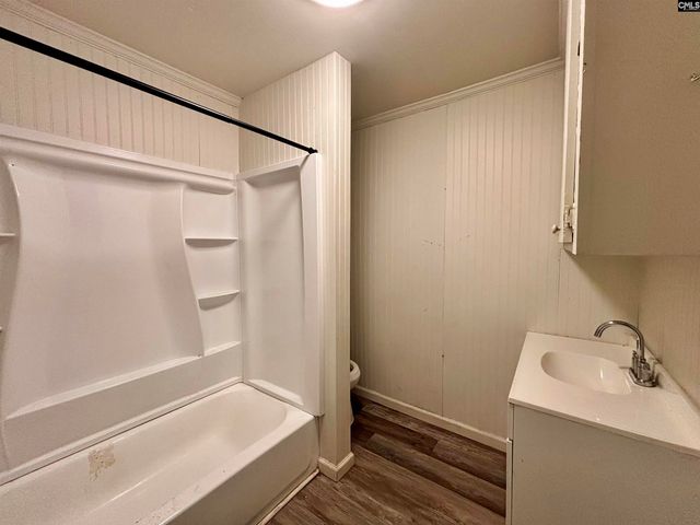 141 S Peachtree Street, Batesburg, SC 29006