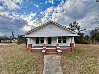 141 S Peachtree Street, Batesburg, SC 29006