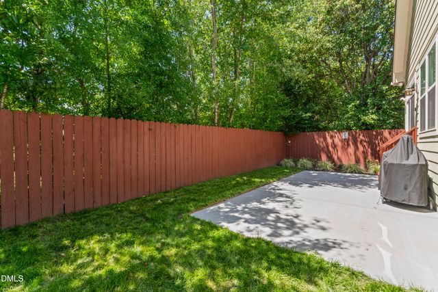 712 Goldenview Acres Court, Apex, NC 27502