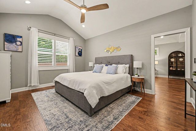712 Goldenview Acres Court, Apex, NC 27502