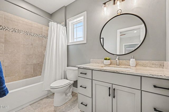 712 Goldenview Acres Court, Apex, NC 27502