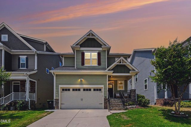 712 Goldenview Acres Court, Apex, NC 27502