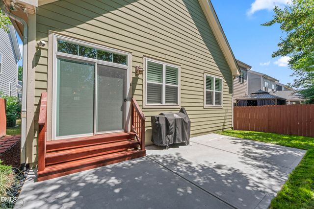 712 Goldenview Acres Court, Apex, NC 27502