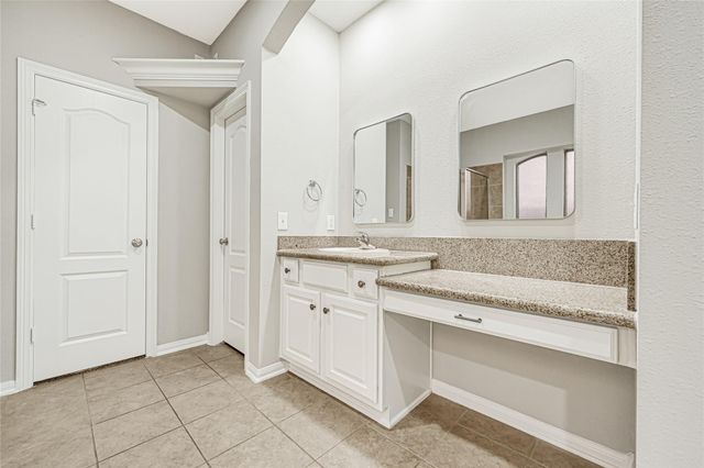 9818 Parsonsfield Lane, Katy, TX 77494