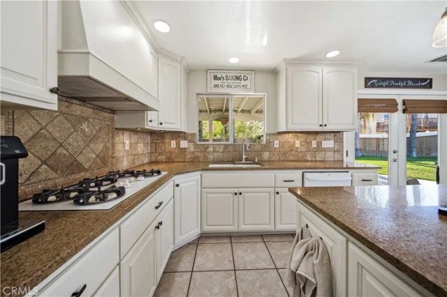 25253 Corte Mandarina, Murrieta, CA 92563