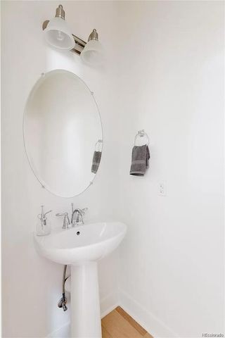 7984 E 51st Avenue, Denver, CO 80238