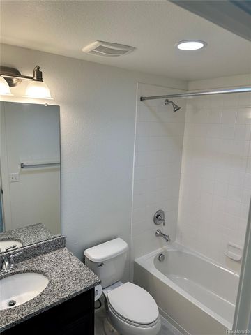 7984 E 51st Avenue, Denver, CO 80238