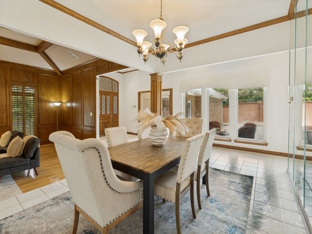 9502 Moss Haven Drive, Dallas, TX 75231