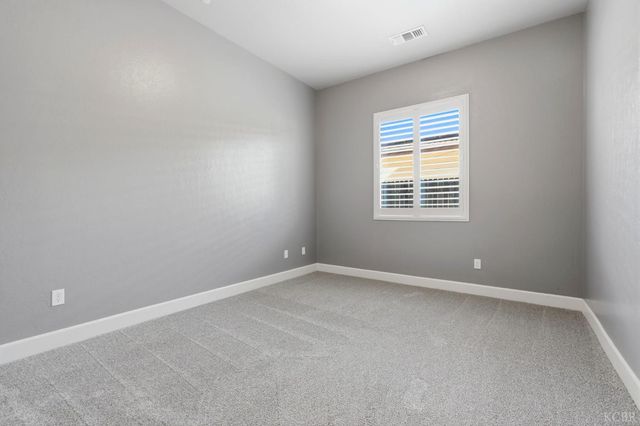 3368 N Discovery Way, Hanford, CA 93230