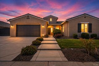 3368 N Discovery Way, Hanford, CA 93230