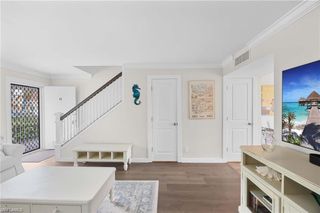 1222 Gordon DR 15, Naples, FL 34102