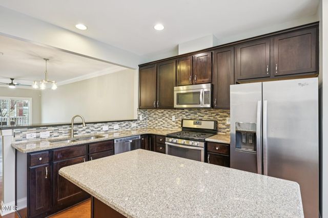 10510 Sablewood Drive 113, Raleigh, NC 27617