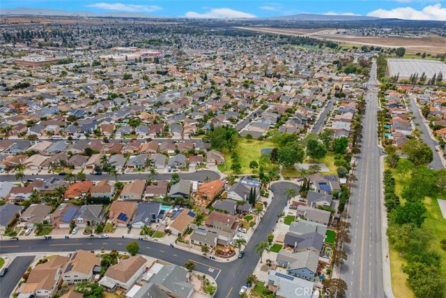 6323 Bataan, Cypress, CA 90630