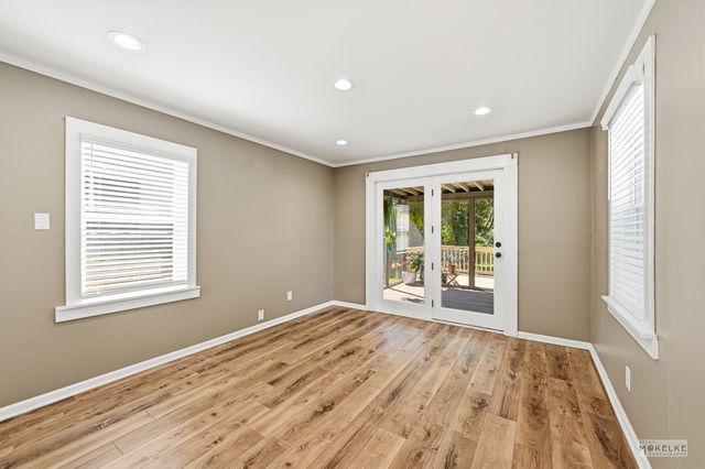 125 W Adams Street, Villa Park, IL 60181