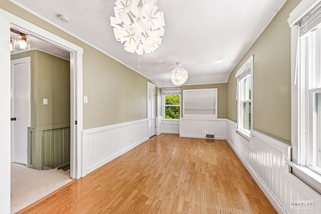 125 W Adams Street, Villa Park, IL 60181