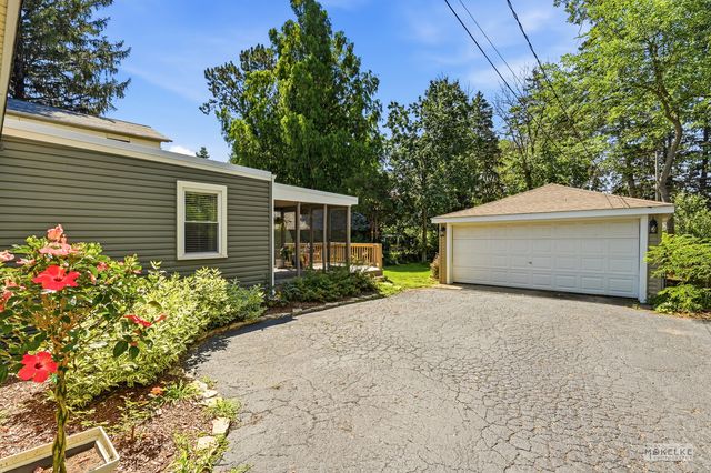 125 W Adams Street, Villa Park, IL 60181