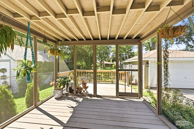 125 W Adams Street, Villa Park, IL 60181