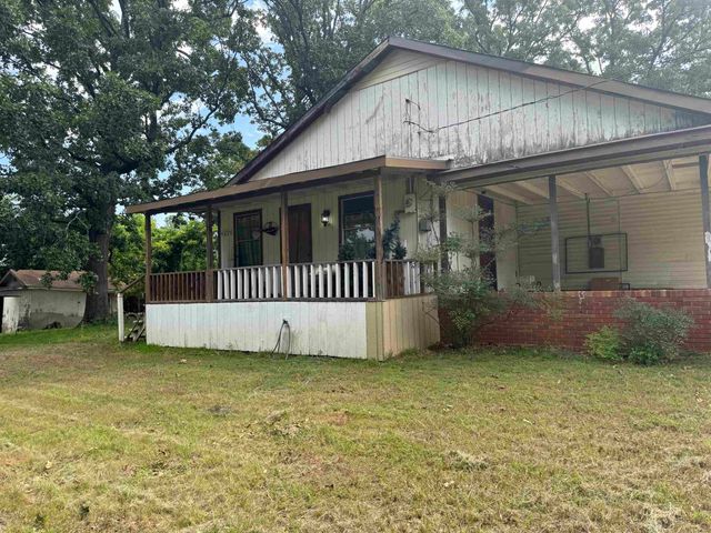 2403 E George Richey Rd, Longview, TX 75604
