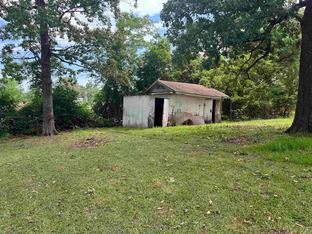 2403 E George Richey Rd, Longview, TX 75604