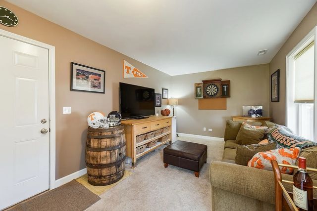 415 N President Street A, Wheaton, IL 60187