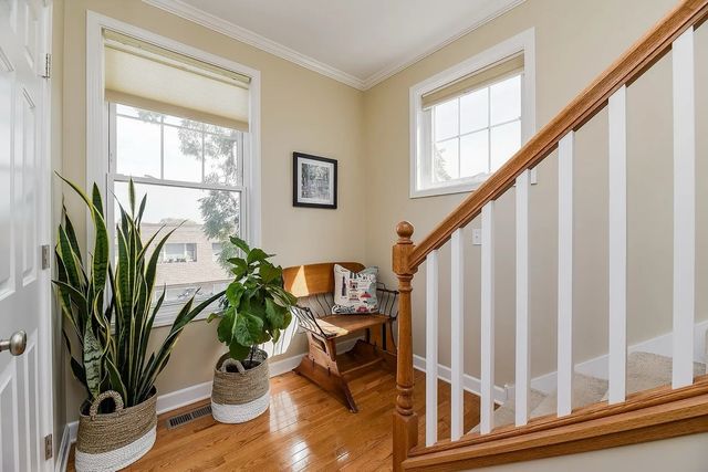 415 N President Street A, Wheaton, IL 60187