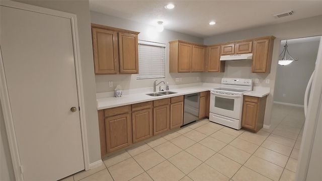 1335 Hidden Canyon Rd, Katy, TX 77450