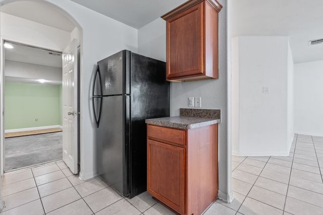 600 Noble Grove Lane, Fort Worth, TX 76140