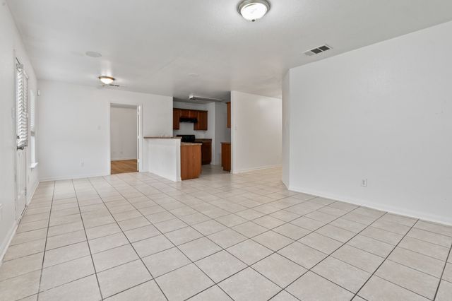 600 Noble Grove Lane, Fort Worth, TX 76140