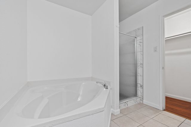 600 Noble Grove Lane, Fort Worth, TX 76140