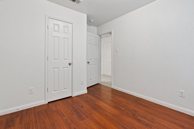 600 Noble Grove Lane, Fort Worth, TX 76140