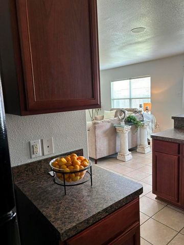 600 Noble Grove Lane, Fort Worth, TX 76140