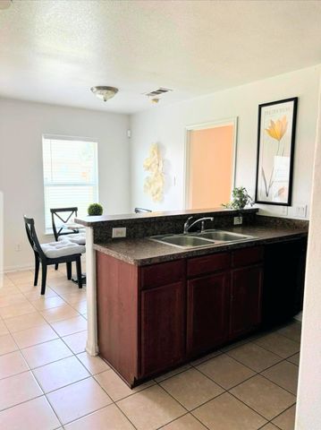 600 Noble Grove Lane, Fort Worth, TX 76140