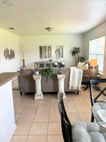 600 Noble Grove Lane, Fort Worth, TX 76140