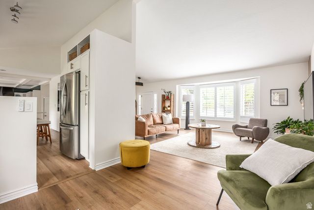 2027 E 10095 S, Sandy, UT 84092