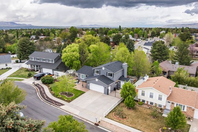 2027 E 10095 S, Sandy, UT 84092