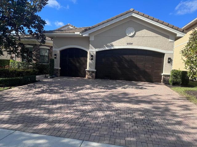 9504 Equus Circle, Boynton Beach, FL 33472