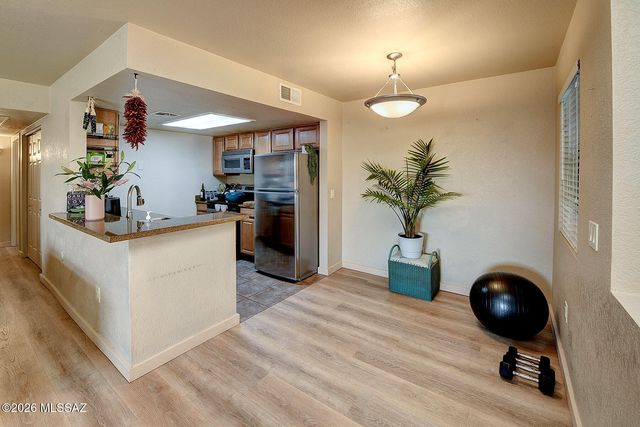 101 S Players Club Dr Apt 22103, Tucson, AZ 85745