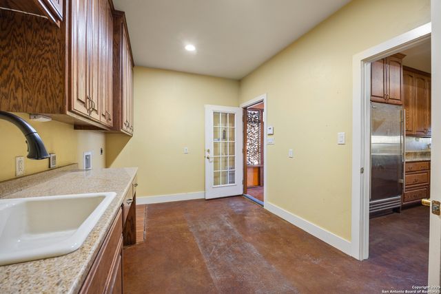 1200 Doe Run, Fredericksburg, TX 78624