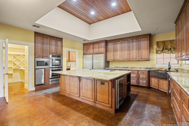 1200 Doe Run, Fredericksburg, TX 78624