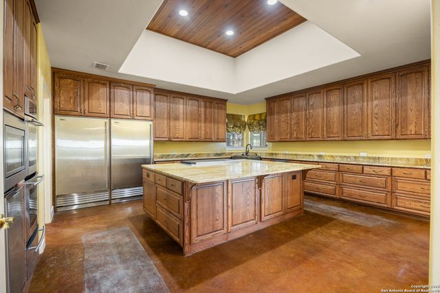 1200 Doe Run, Fredericksburg, TX 78624