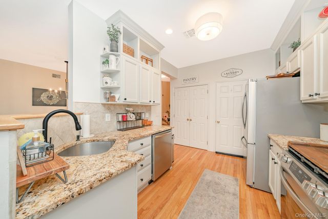 59 Crossbar Road 59, Medford, NY 11763