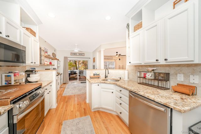 59 Crossbar Road 59, Medford, NY 11763