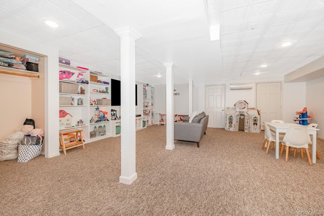 59 Crossbar Road 59, Medford, NY 11763