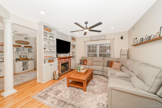 59 Crossbar Road 59, Medford, NY 11763