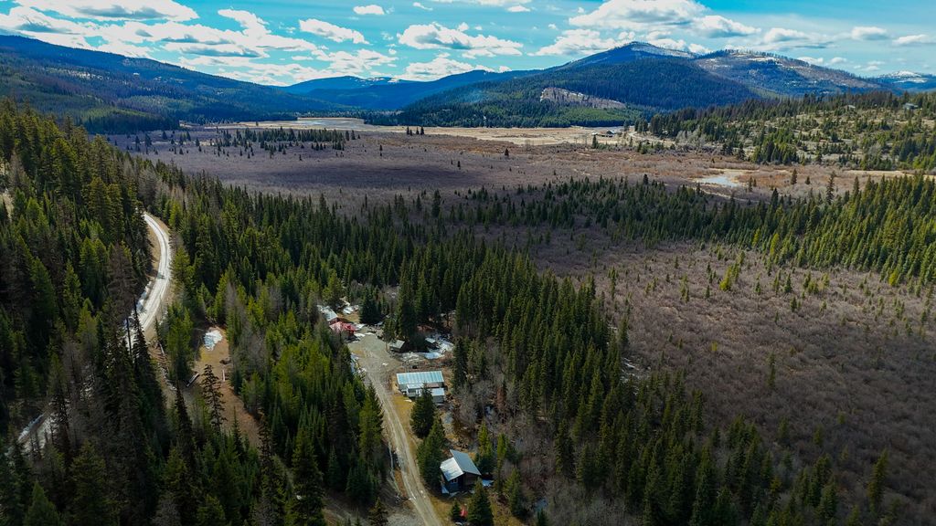 3630 Logan Creek Road, Whitefish, MT 59937 photo 2