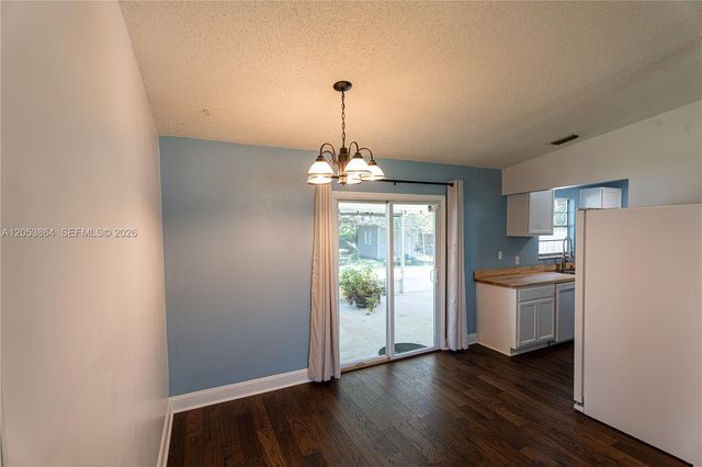 618 SW Ray Ave, Port St. Lucie, FL 34983